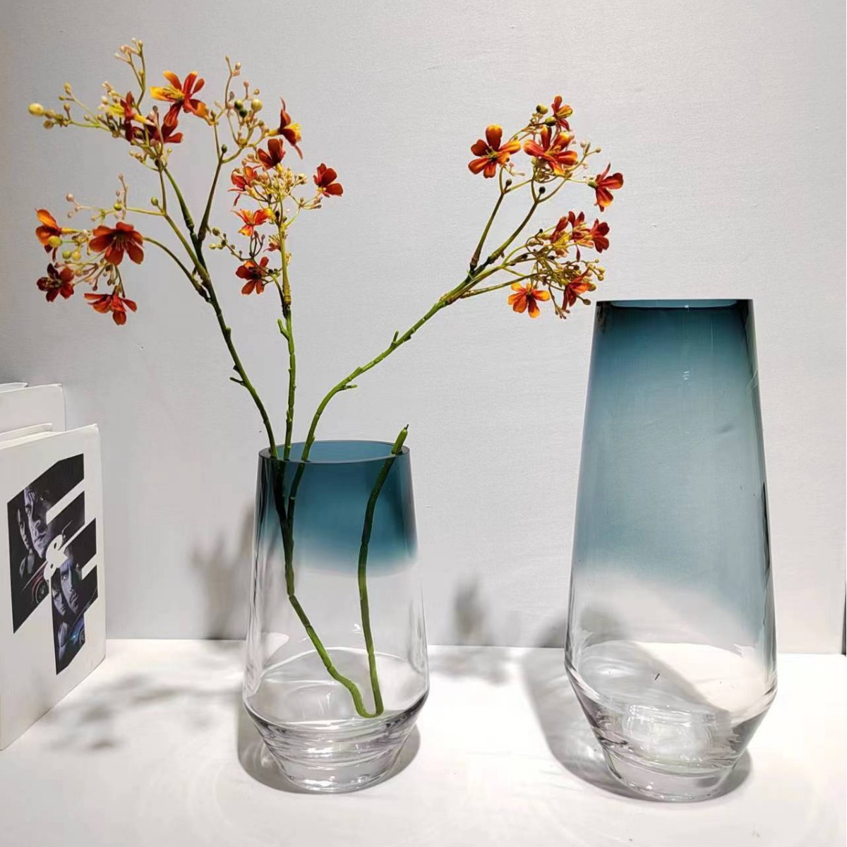 Fade Color Style Glass Vase