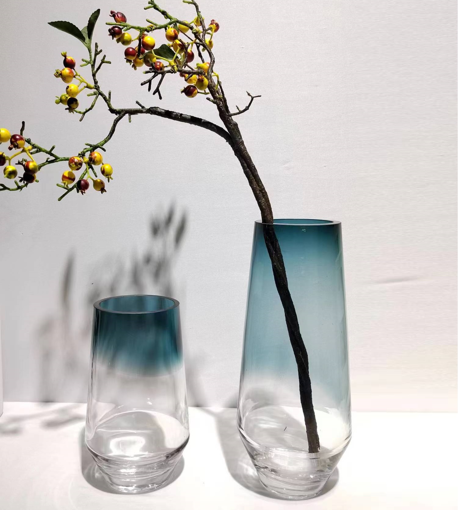 Fade Color Style Glass Vase
