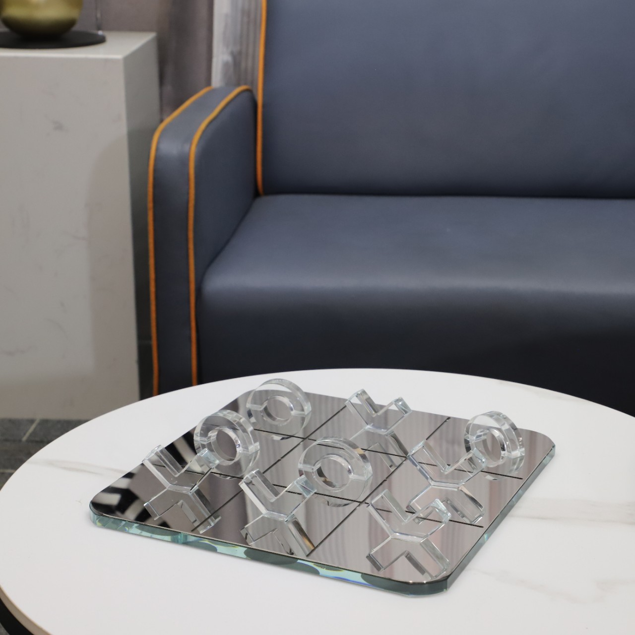 Cristal and Mirror Chessboard