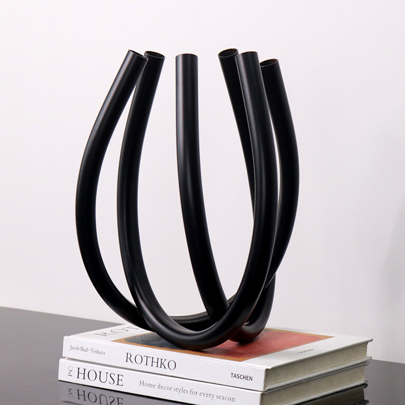 Minimalist Metal Pipe